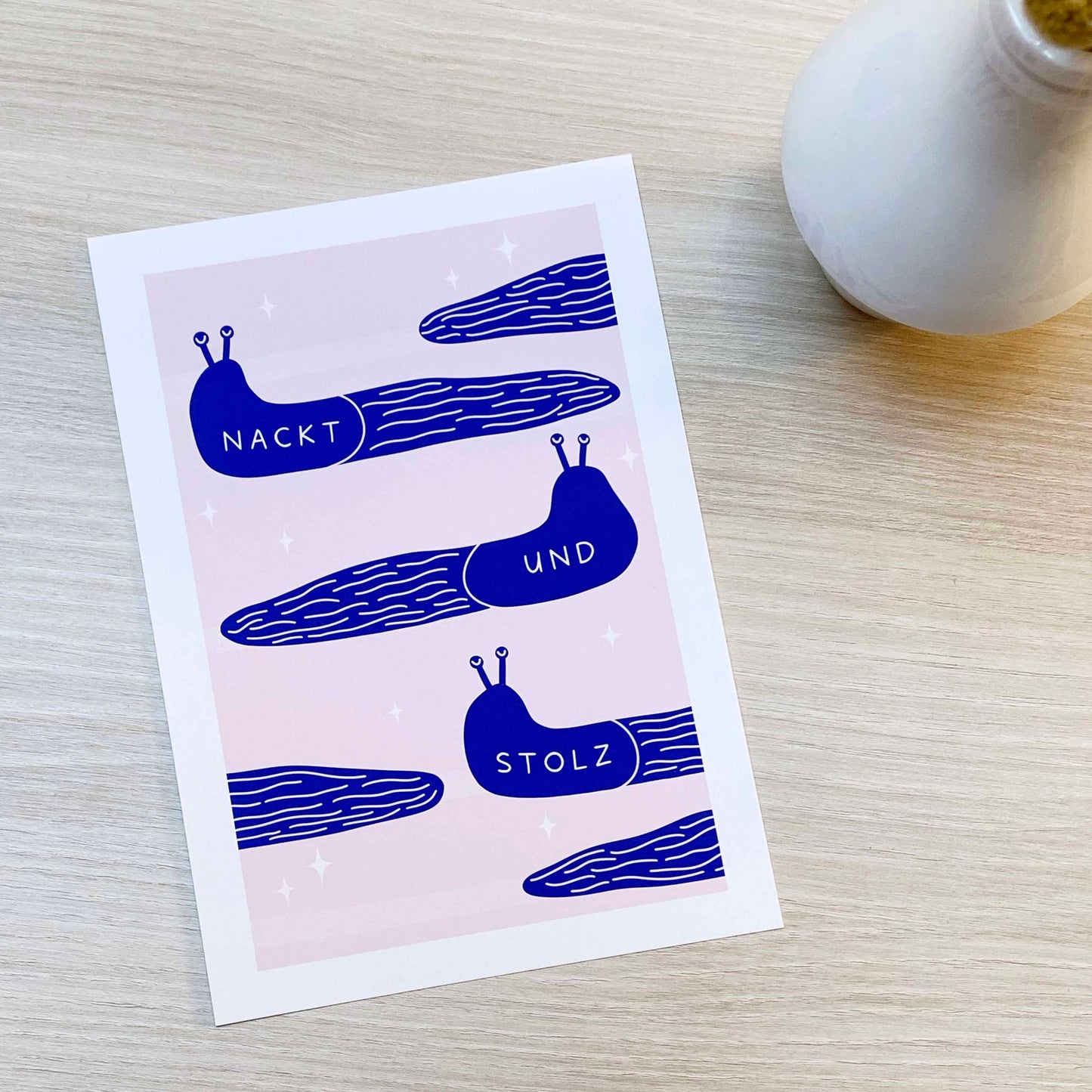 B-Ware 'Nackt und Stolz' Kunstdruck (A5)