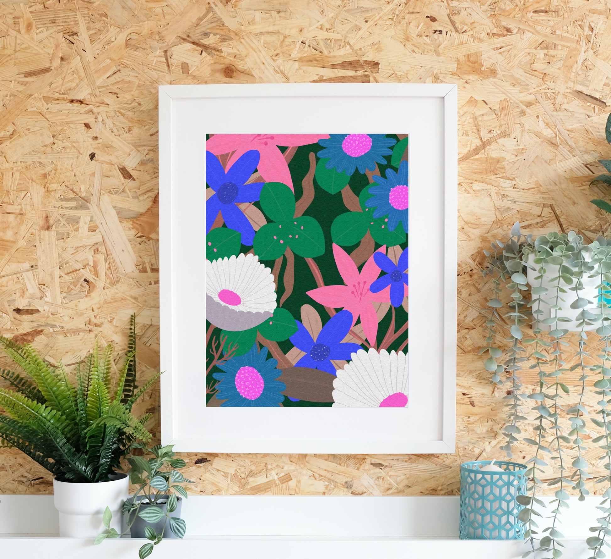 Bunter Druck mit kräftigen und leuchtenden botanischen Blumen. Colourful art print of bold and bright botanical flowers.