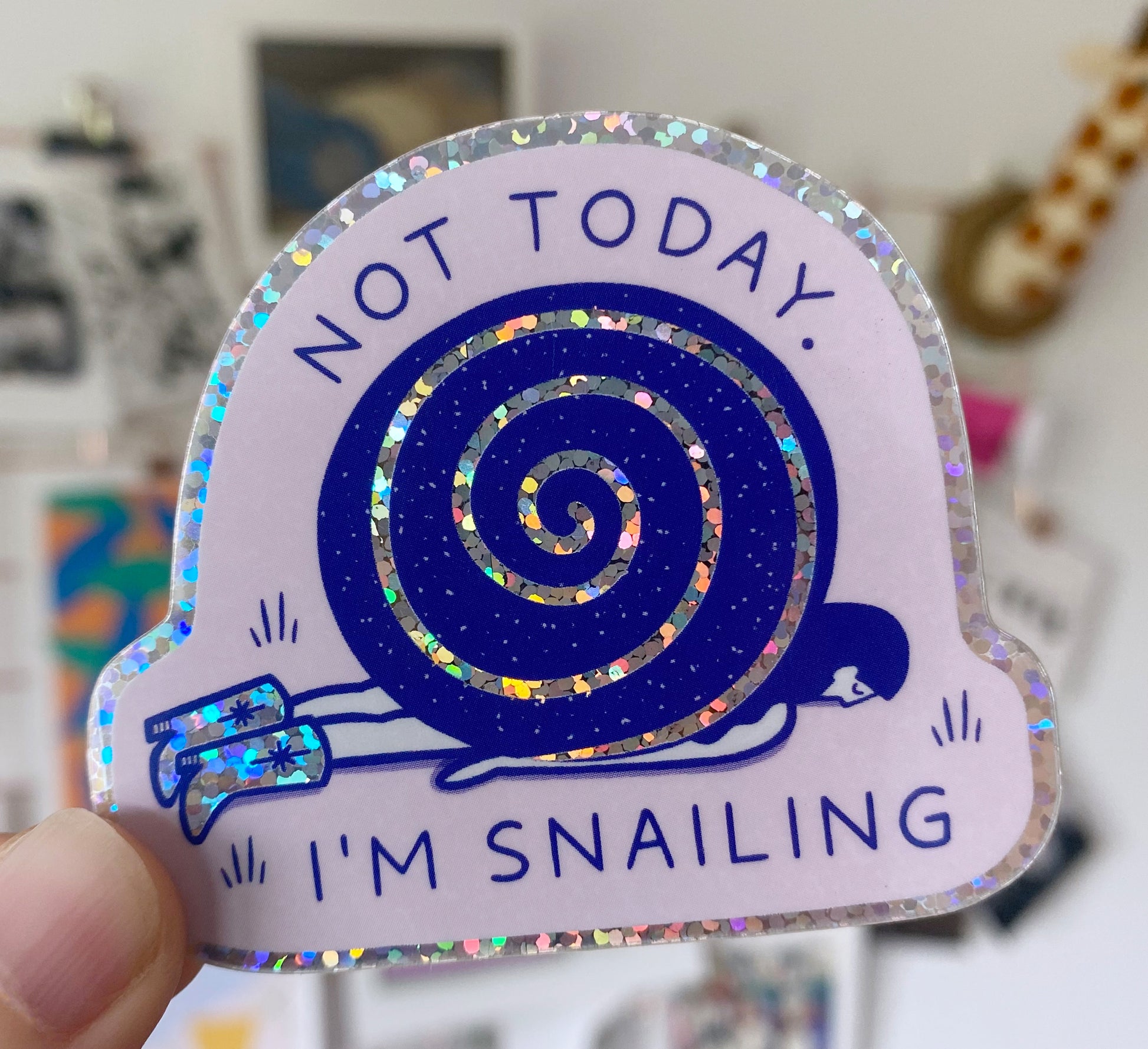 Glittery vinyl 'Snailing' sticker! Perfect for decorating laptops or notebooks. Water and UV- resistant. Glitzernder Vinyl-aufkleber 'Not Now I'm Snailing'! Perfekt zum Dekorieren von Laptops oder Notebooks. Wasser- und UV-beständig. Sales support nature conservation through European Rewilding projects!